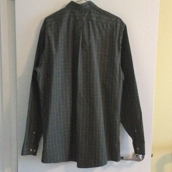 3/$20 item - Men’s Relaxed Fit Oxford Shirt - Picture 5 of 9